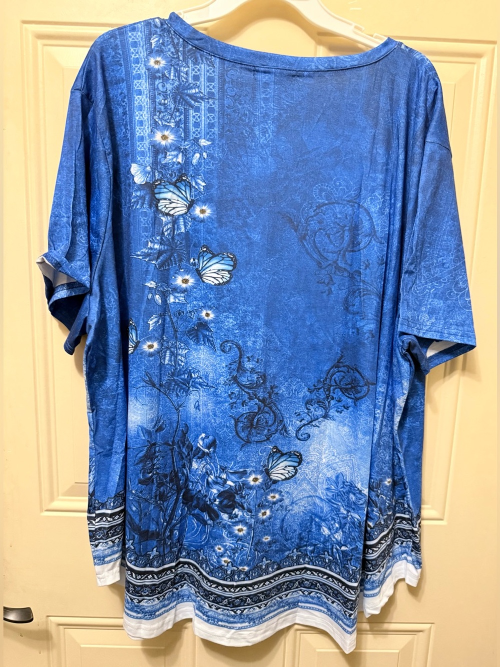 Moshu VNeck Pullover Tunic Top in Blue with Butterflies Size 4 XL - Picture 3 of 5